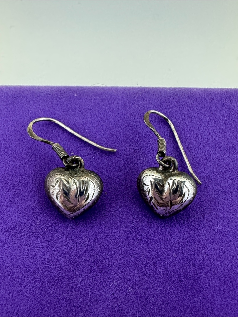 💛 Antique Sterling Silver Heart Etched Dangle Earrings | Tarnished Beauty